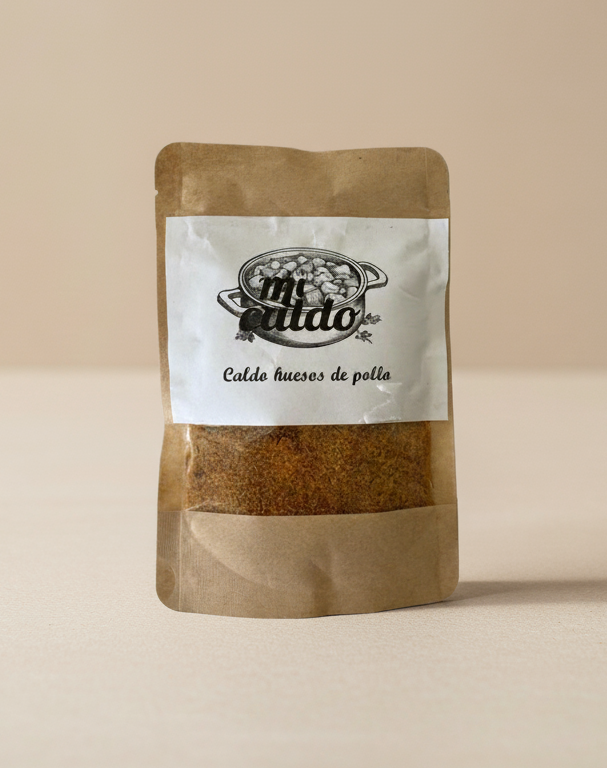 caldo de huesos de pollo